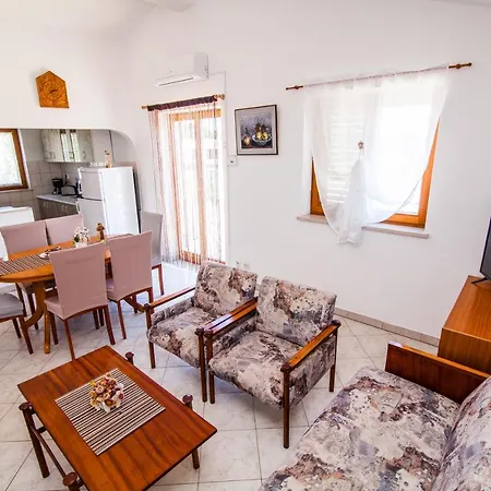 Apartment Apartman Kristina *