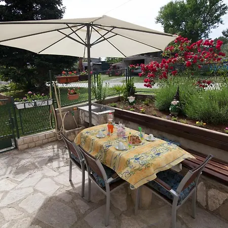 Apartman Kristina *